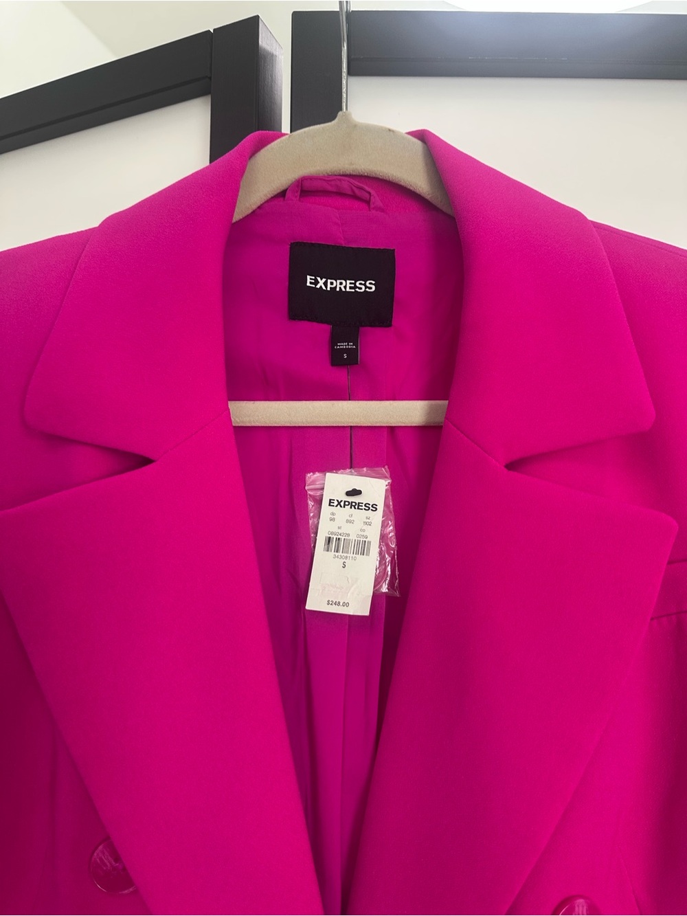 Express Fuchsia Long Coat perfect for new season. - Picture 3 of 9
